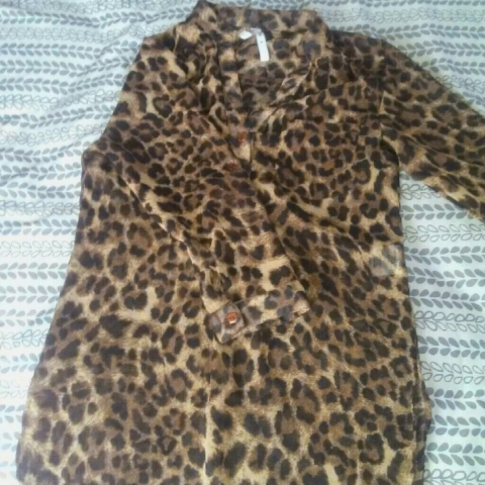 Cheetah print shirt